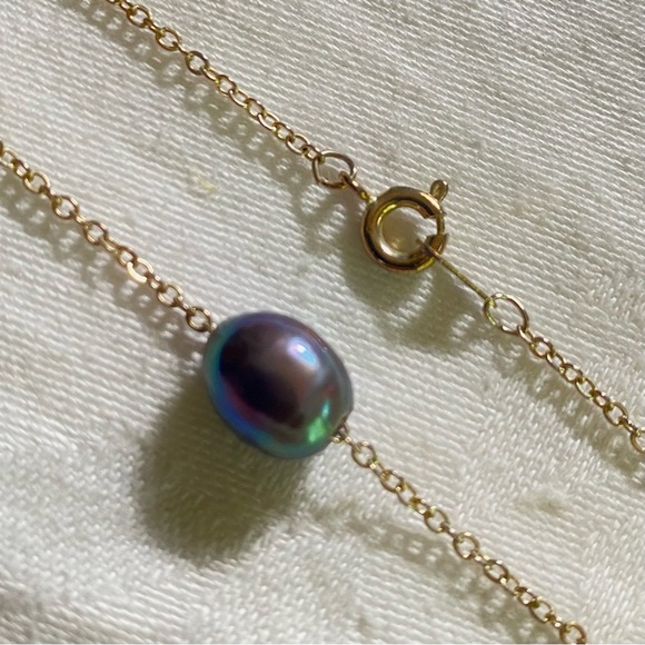 Freshwater Pearl Necklace - Picture 5 of 7